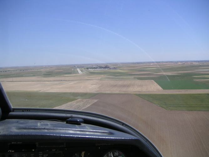 Final approach to Ocaña
