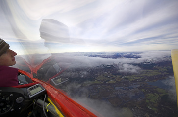 Steve Wrigley in wave